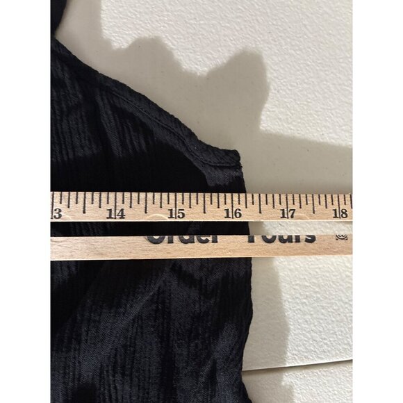 Lulus tank top Womens S/M Black Crinkle Rayon Sleeveless Braided Strap Top - Picture 5 of 9